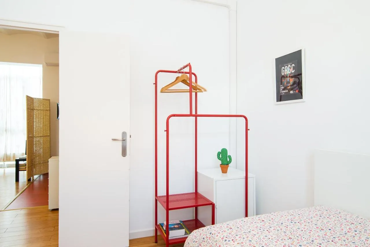 Barcelona Cozy Apartment